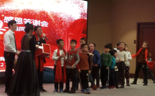 參與互動環(huán)節(jié)，最為開心的還是小朋友們！